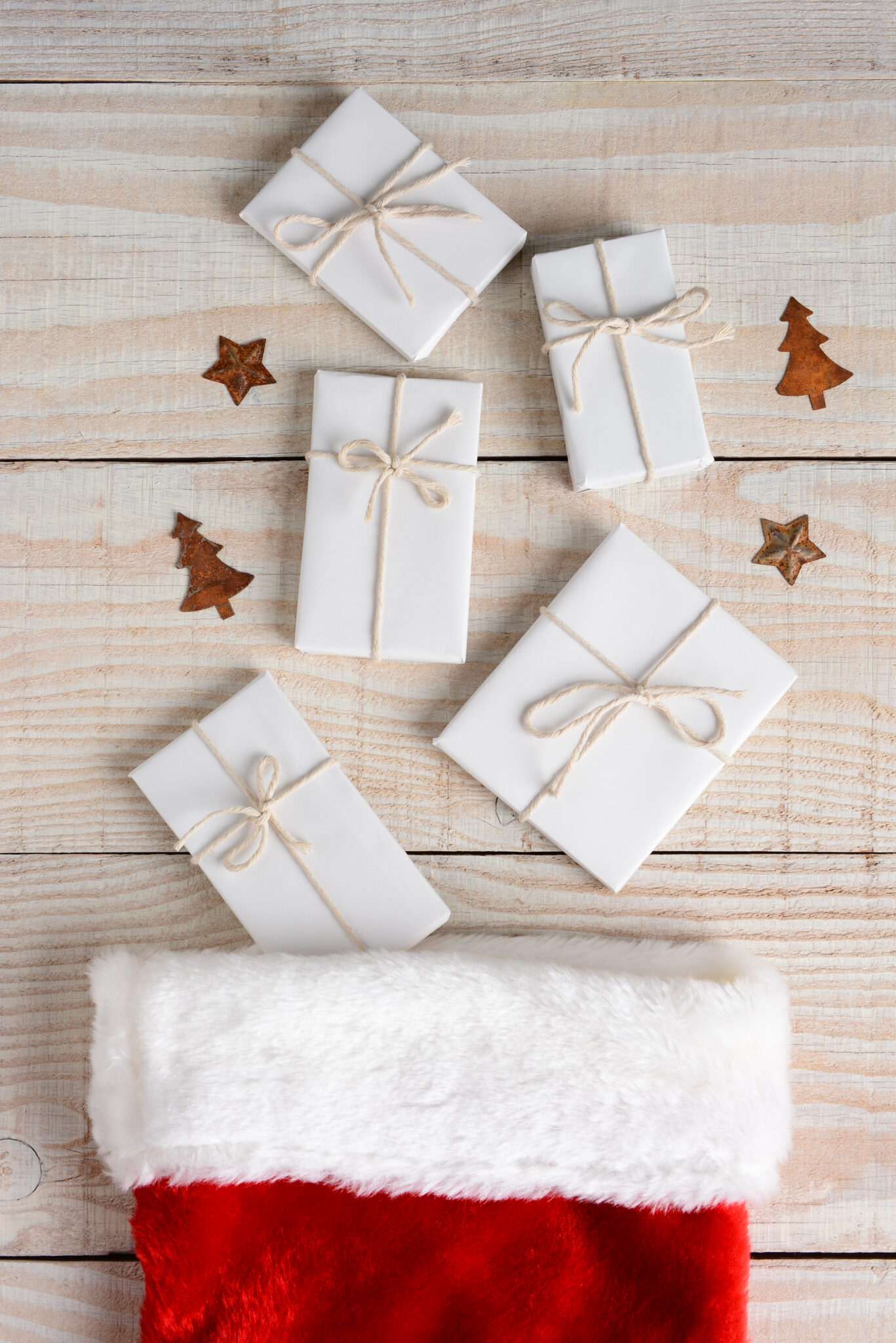 5 Gift Rule For Christmas: Why You Need To Try It - Smart Family Money